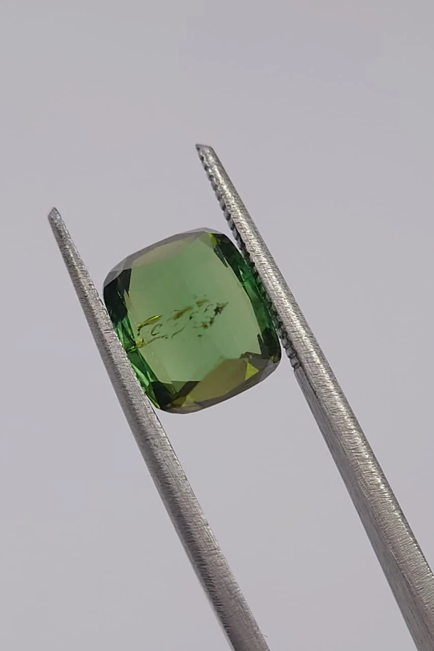 6.5ct Green Tourmaline Cushion cut Loose Gemstone From Nigeria — view 4